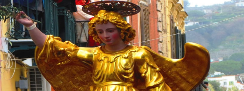 pasqua-2013-a-forio-ischia-corsa-dell-angelo